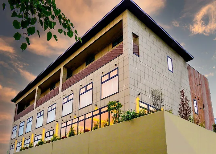 Winery Hotel And Condominium Hitohana